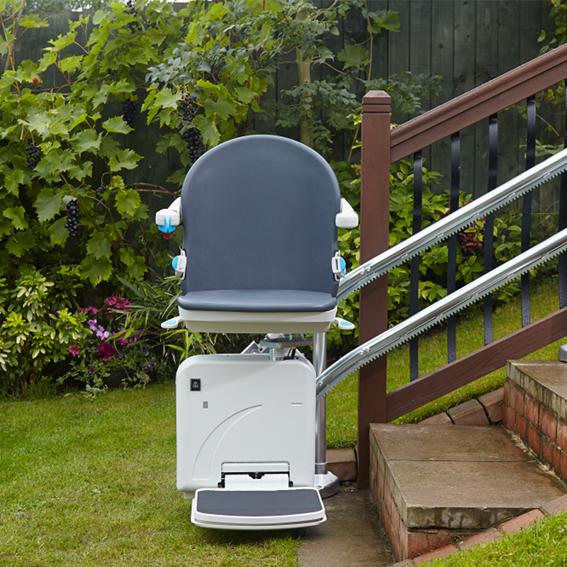 ELECTROPEDIC 2000 outside exterior stairlift are handicare chairlift